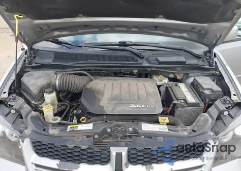 2014 Dodge Grand Caravan R/T z USA, uszkodzony, nr VIN 2C4RDGEG6ER163601